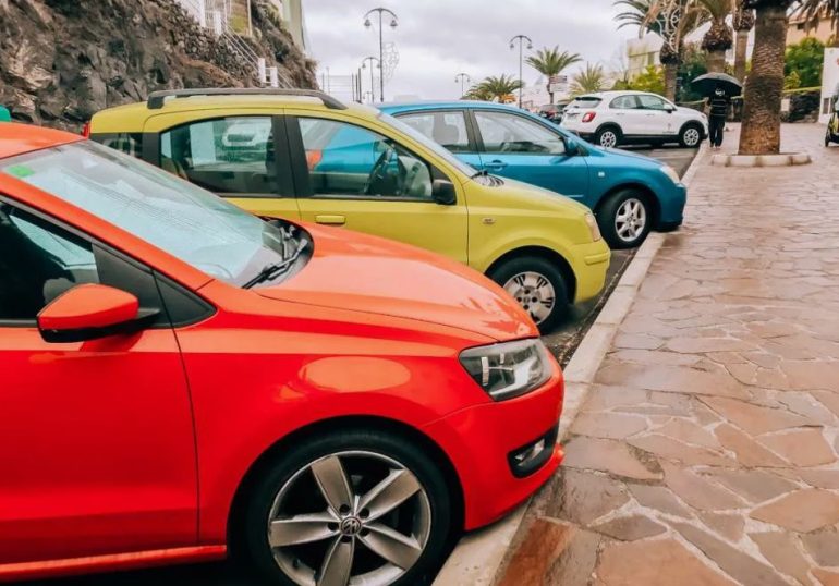 Where Is It Cheaper to Rent a Car in Tenerife: Airport or City?