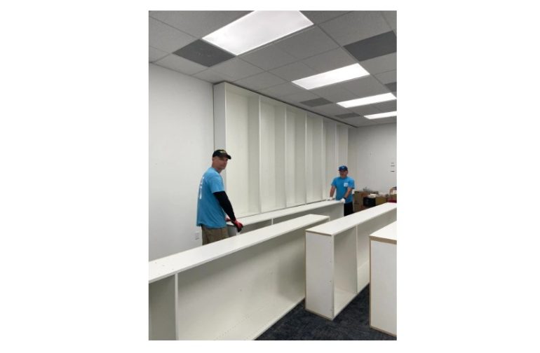 How Movers Best Handles Non-Standard Furniture Safely?